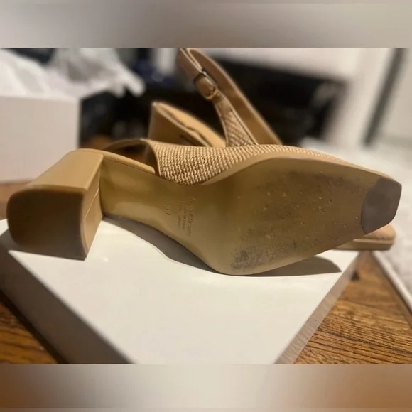 Russell & Bromley 'Impulse' Slingback Pump in Natural Raffia- ASO Kate Middleton - Picture 8 of 9